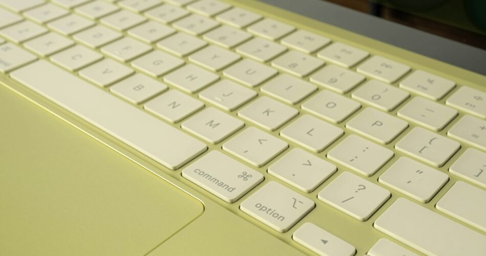 MacBook Neo pas 1 jave përdorimi: A ia vlen vërtet?